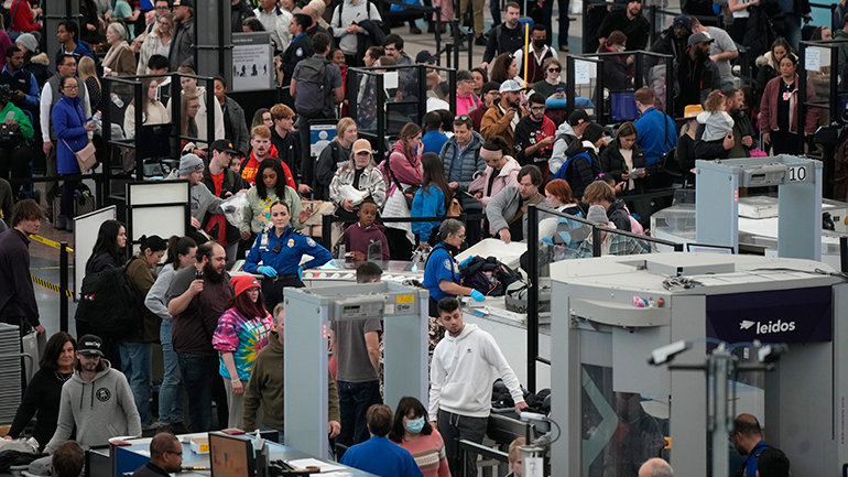 Μπλακάουτ στα αεροδρόμια των ΗΠΑ – Έπεσε το εθνικό σύστημα ασφάλειας πτήσεων